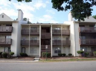 510 Thorncliff Dr APT 104, Newport News, VA 23608