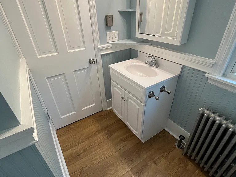 38-40 Springside Ave #3 — Photo 5