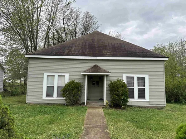 312 Woodland St, Martin, TN 38237