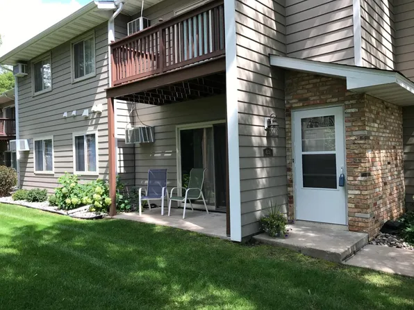 4513 Cinnamon Ridge Trl #A, Eagan, MN 55122