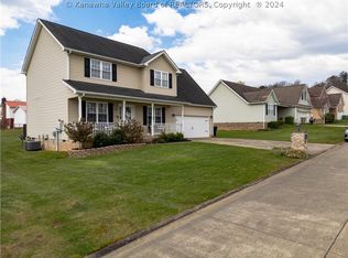 111 Prado Dr, Hurricane, WV 25526
