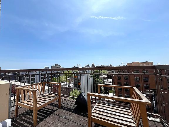 3rd image of 379 Lefferts Ave APT 8B