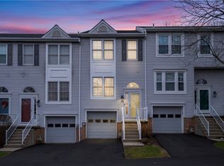 13 Cherryhurst Ln, Bridgeville, PA 15017