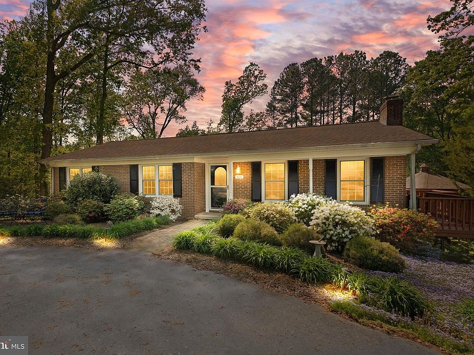 1st image of 300 Braehead Dr