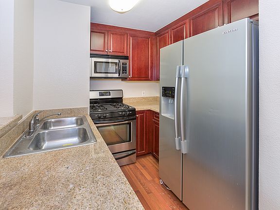 4th image of 5525 Canoga Ave APT 306