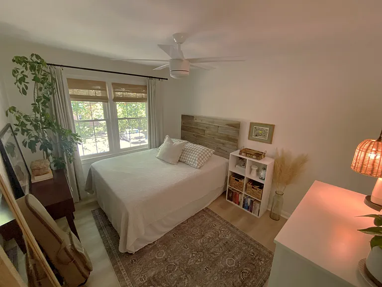 Second bedroom