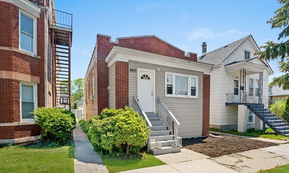 1st image of 2613 S Highland Ave