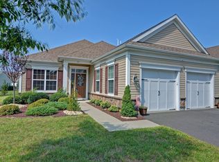 62 E Bosworth Blvd, Farmingdale, NJ 07727