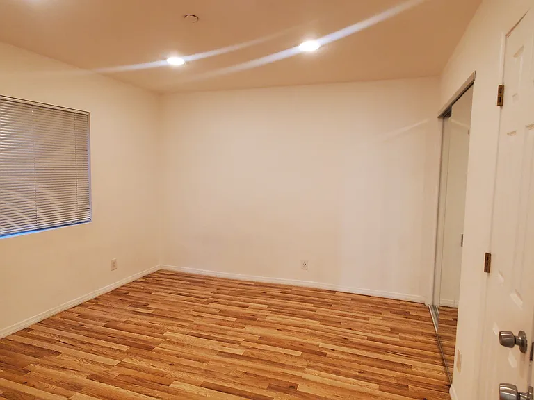 629 Milford St — Photo 16
