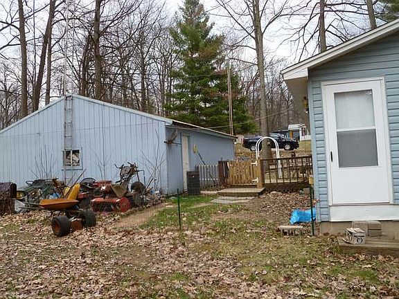 4th image of 5211 Parklane Dr
