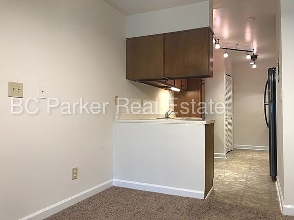 5th image of 1512 Benjamin Pkwy APT D