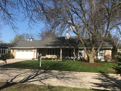 747 Meadowbrook Ct, Fond Du Lac, WI, 54935