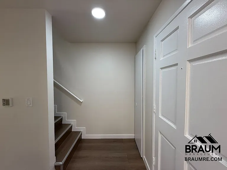 14257 FRIAR ST. — Photo 13