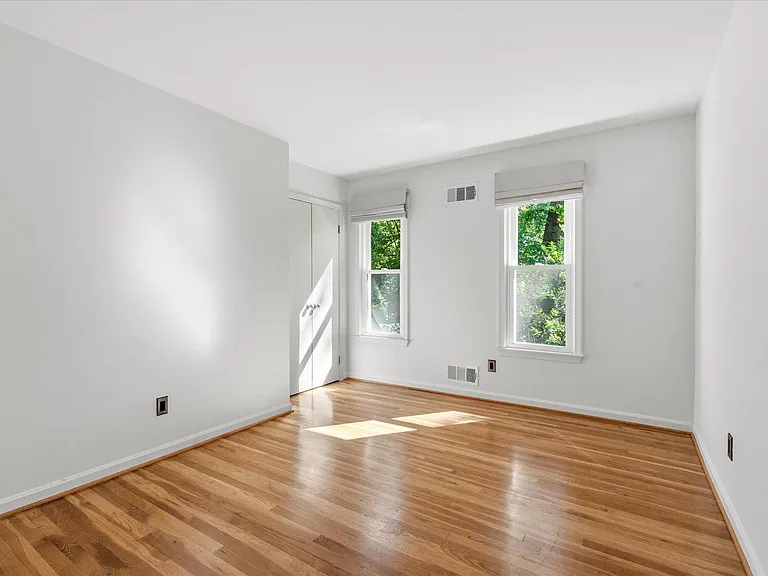 11120 Deborah Dr — Photo 30