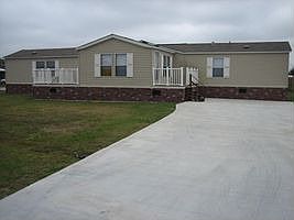 1st image of 301 Breezy Ln