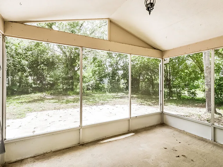 13403 Woodward Dr — Photo 18