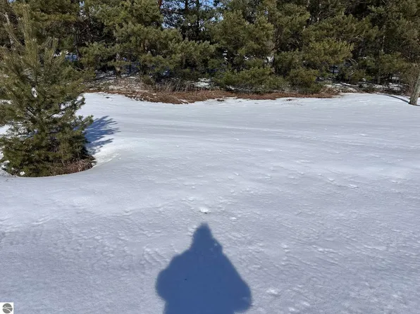 Honor Hwy, Interlochen, MI 49643