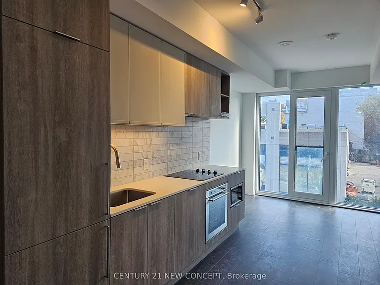 2020 Bathurst St #333 — Photo 6