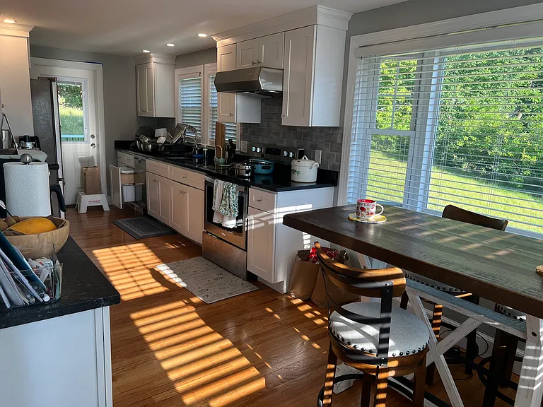 40 Elm Knoll Rd — Photo 3