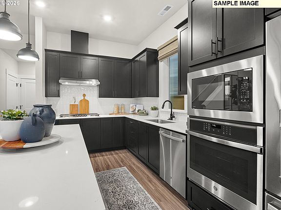 4th image of 18374 SW Weeks Way