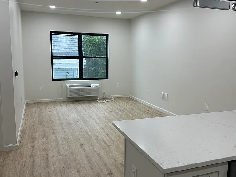 360 Van Houten St #202 — Photo 9