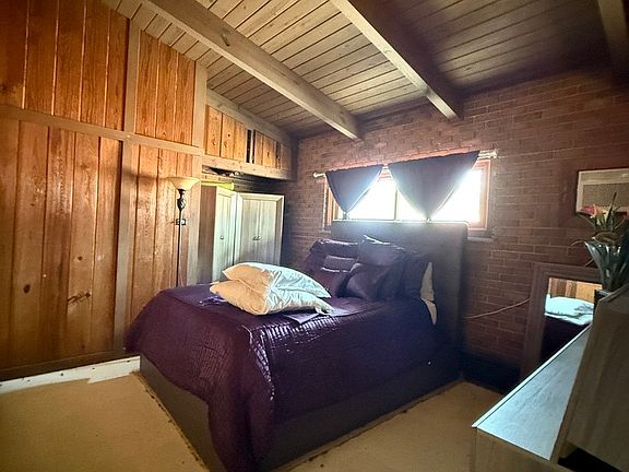 5th image of 14601 S Palmer Ave