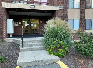 1301 Cromwell Hills Dr #1301, Cromwell, CT 06416