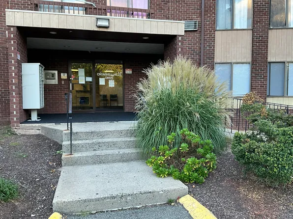 1301 Cromwell Hills Drive #1301, Cromwell, CT 06416