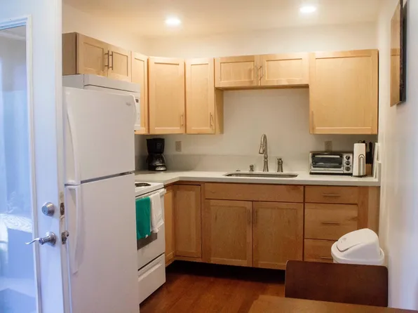 44 Malulani Pl, Kaneohe, HI 96744