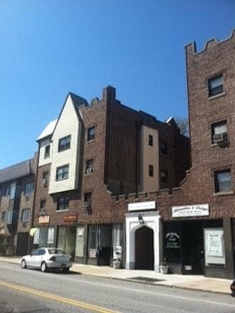 1st image of 240 Halstead Ave Ste 3