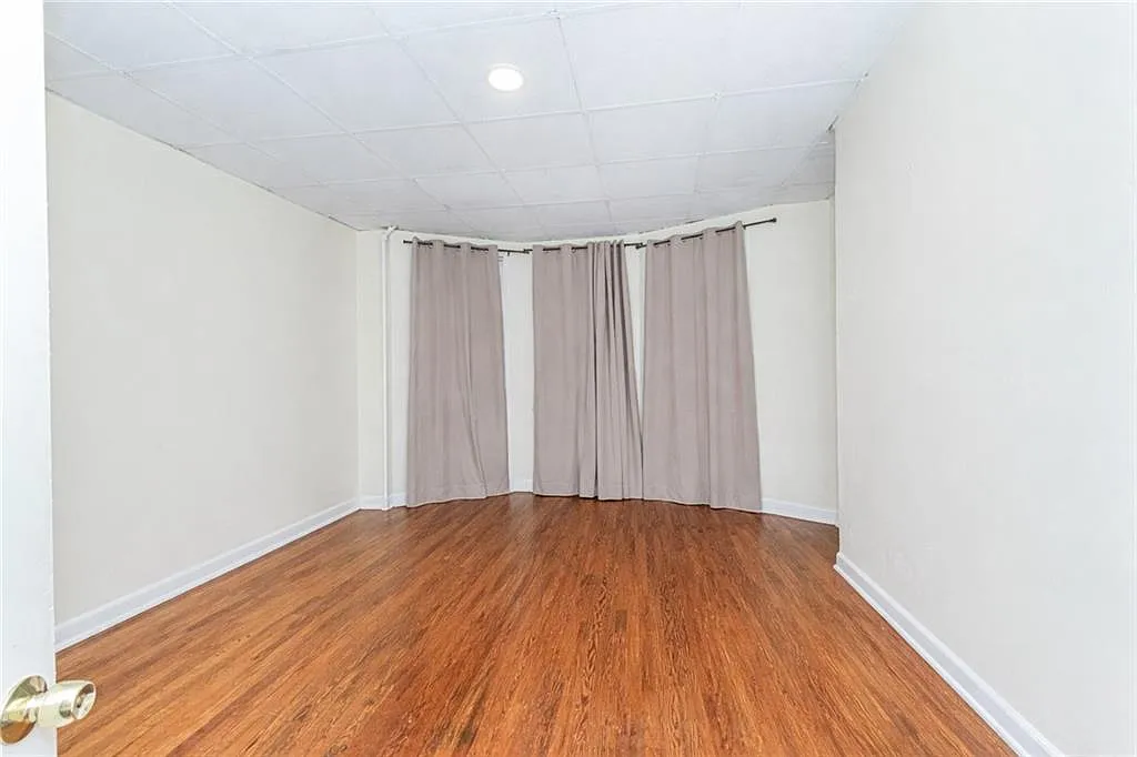 Building Photo - 380 Saint Marks Pl #1