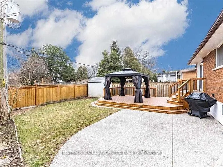 3472 Rexway Dr — Photo 15