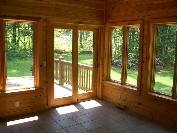 4th image of 166 Old Mill Road