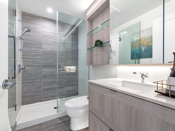 5th image of 2311 Beta Ave #1604