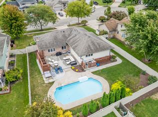 703 Stillwater Ct, Minooka, IL 60447