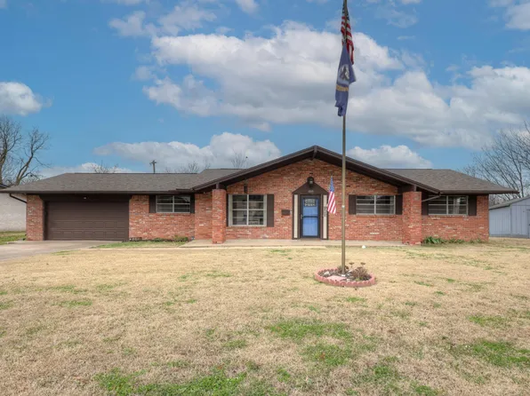 1015 Quail Creek Dr, Miami, OK 74354