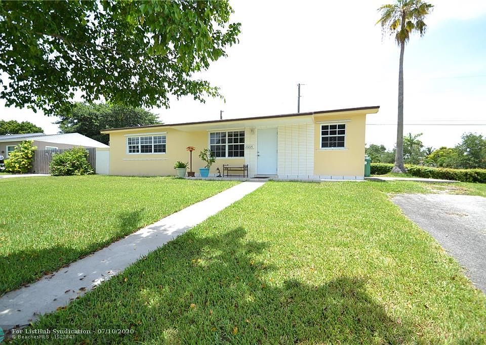 1st image of 20220 SW 104th Ct