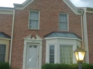 2704 Winston Ct, Woodbridge, VA 22191