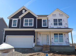 335 Buck Valley Dr, Galena, OH 43021