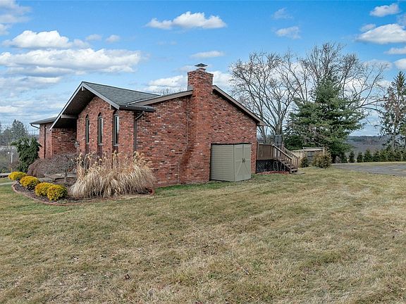 2nd image of 1267 Fall Ln