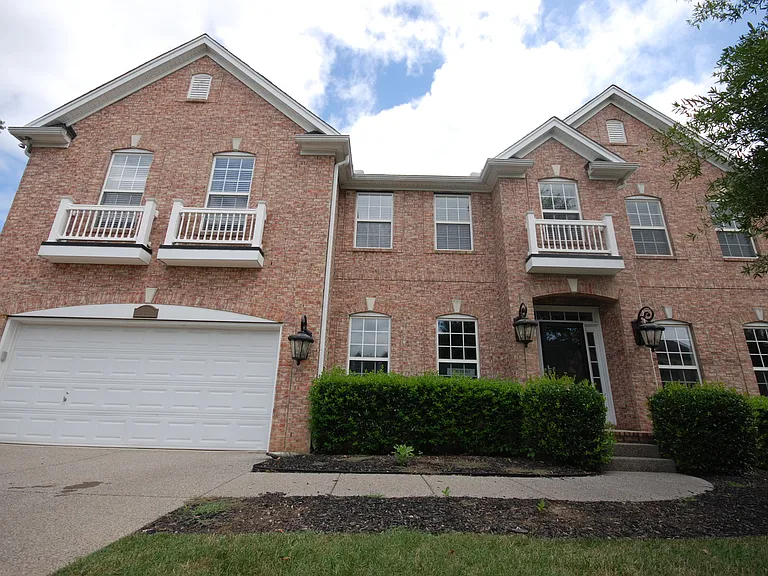 314 Forest Bend Dr — Photo 43