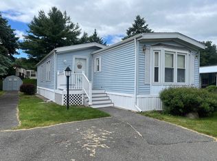 12 Victorian Dr, West Springfield, MA 01089