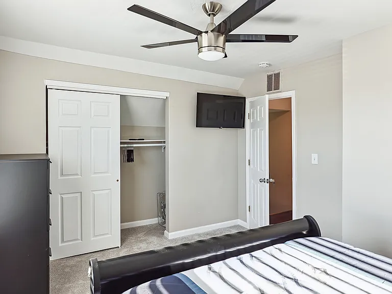 5641 Cates Ave #B-2 — Photo 24
