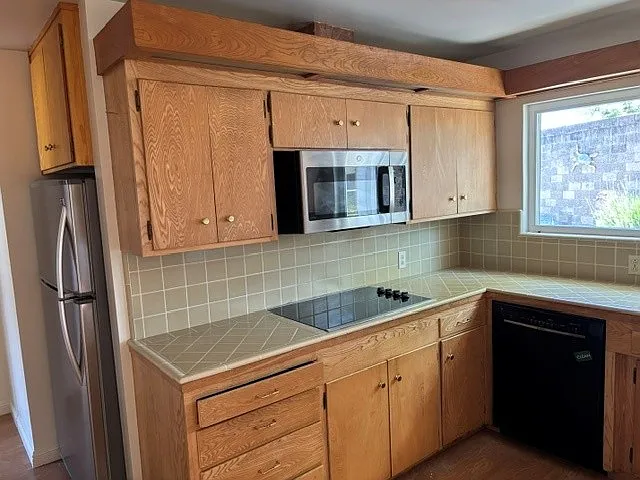 152 Oak Way — Photo 2