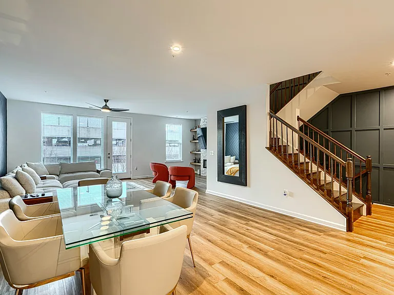 2596 Neabsco Common Pl — Photo 26
