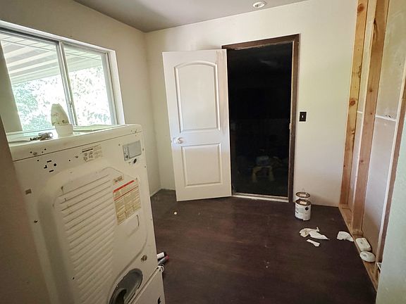5th image of 2303 N 3rd St