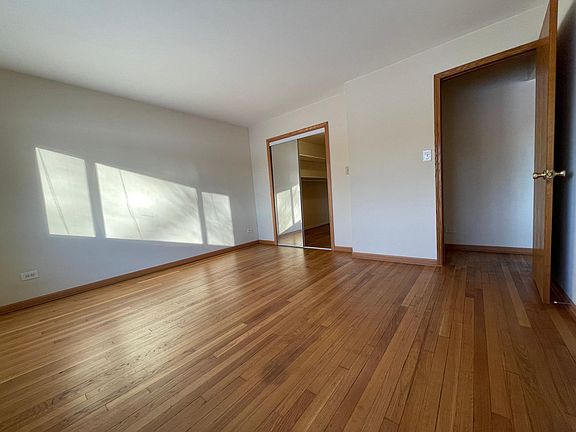5th image of 748 Dempster St #2A
