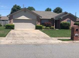 109 Plumdale Dr, Sherwood, AR 72120