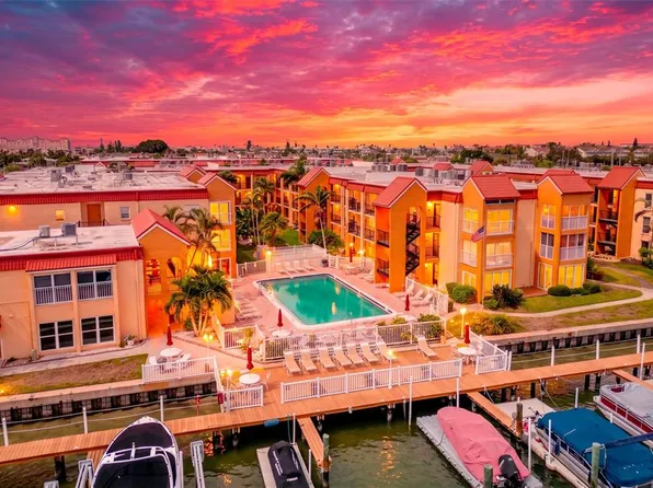 8911 Blind Pass Rd, Saint Pete Beach, FL