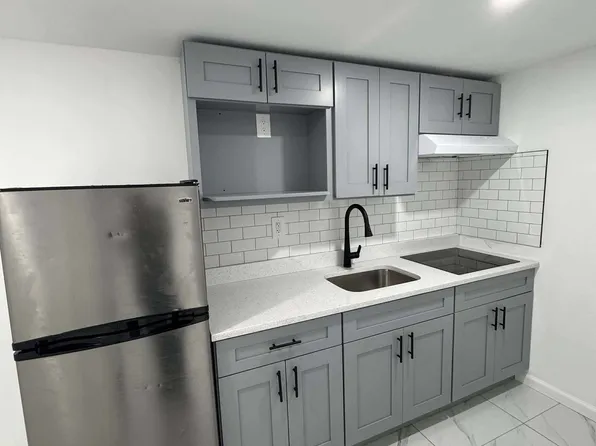 1030 Elder Avenue image 1 of 4